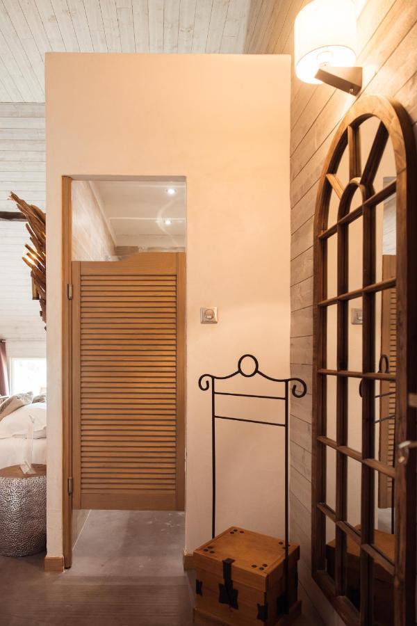Abri Cosy - Suite Romantique En Camargue サン・ジル エクステリア 写真